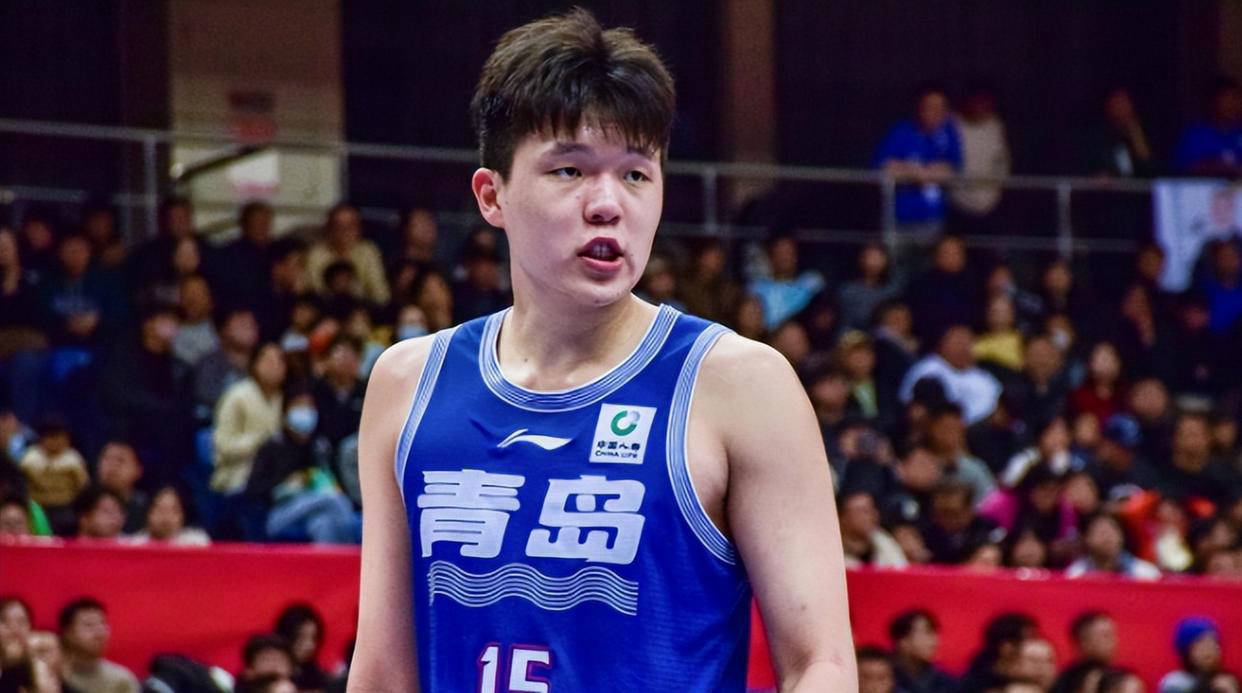 杨瀚森夏联场均10分5板2.3帽屡次贡献惊艳妙传的简单介绍
